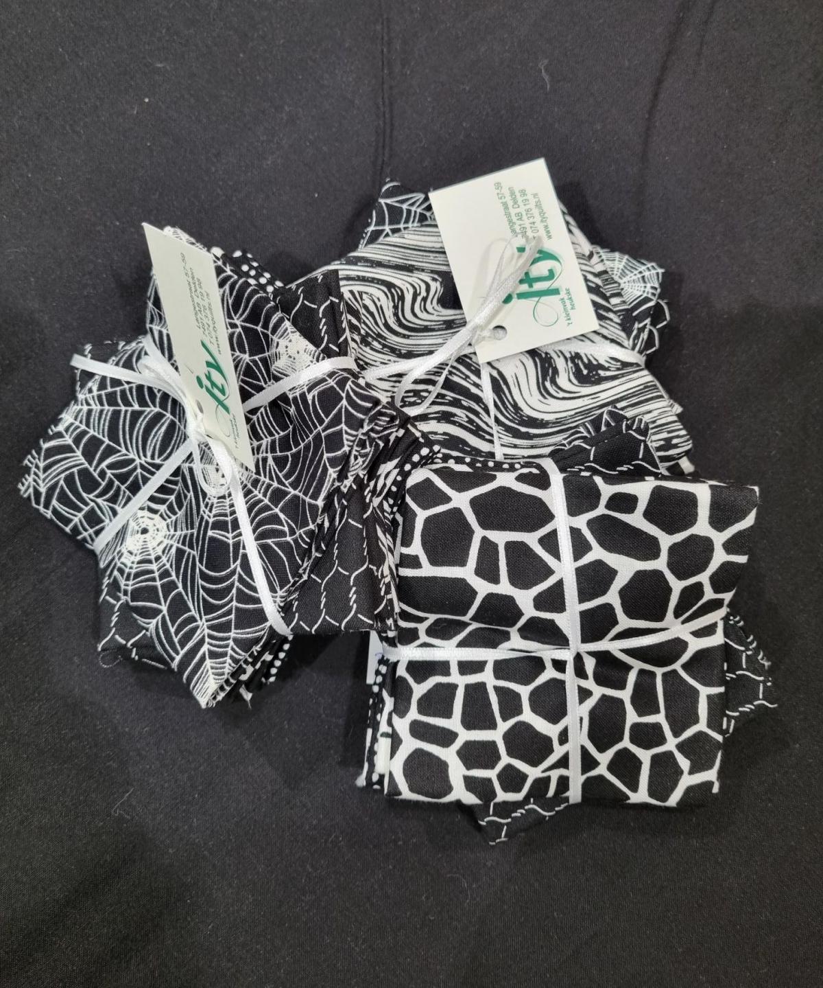 032 Stofpakketje 5 stofjes 37x25 cm zwart-wit 